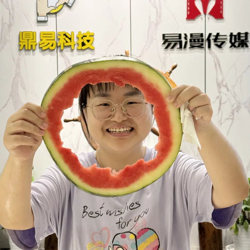 众里吃瓜千百度，，，蓦然回首，，，瓜已入腹最深处_公司动态_网站建设_APP开发_bti体育科技-专注高端品牌网站建设一站式定制|杭州微信小程序开发